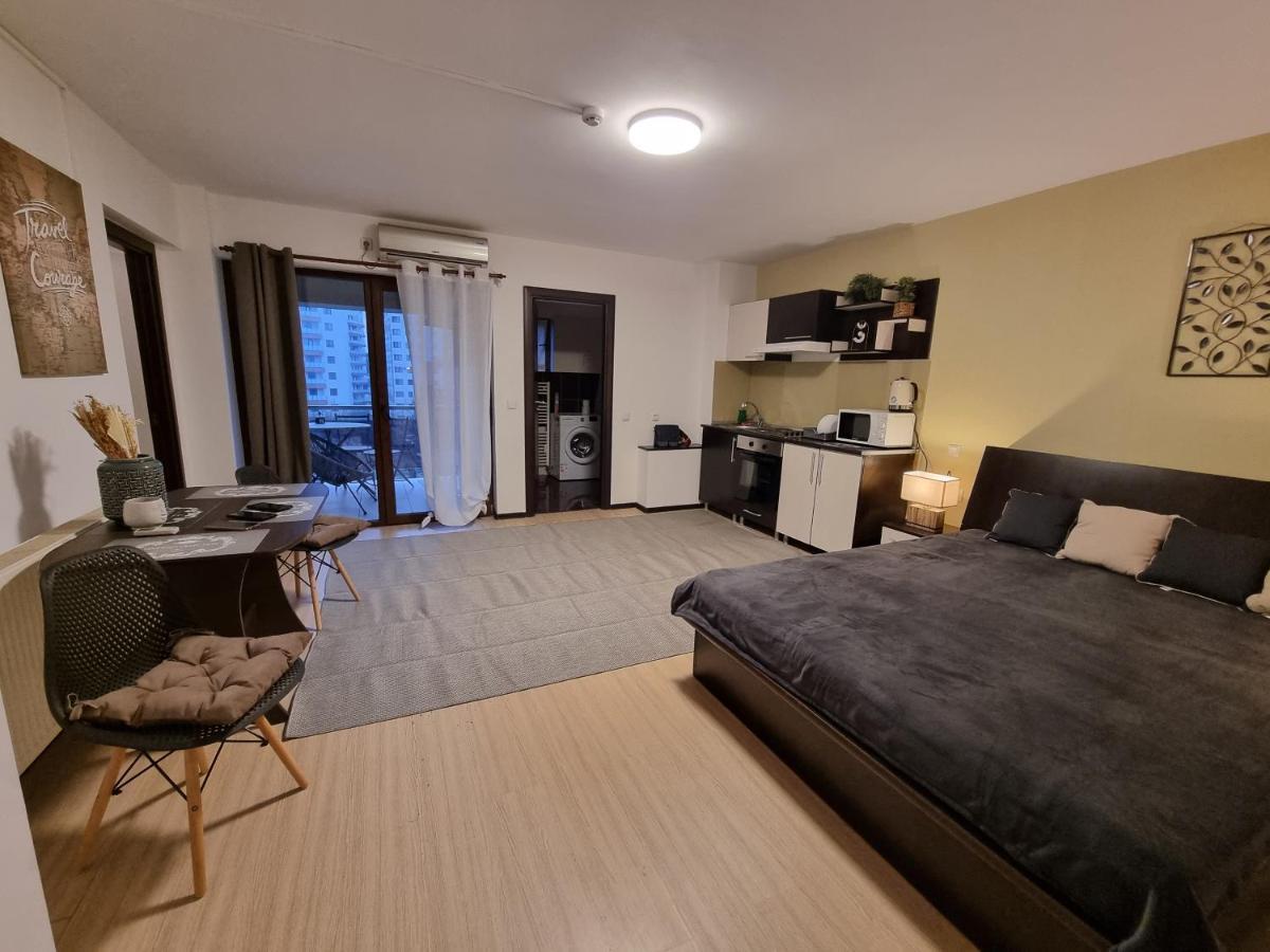 Lovely & Comfy, Central Apt In Iasi Eksteriør bilde